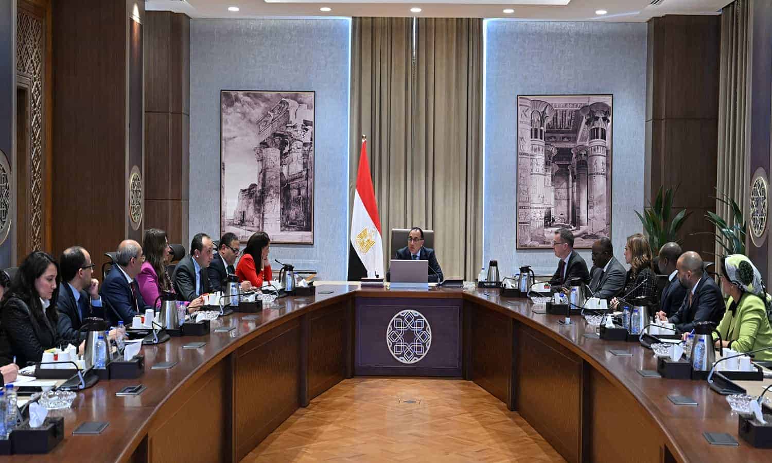 التمويل الدولية تقدم مقترح بالخطة التنفيذية لبرنامج الطروحات الحكومية